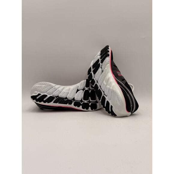 Brooks PUREDRIFT Women's NEW Running Sneaker Black/Gray/Pink US Size 7.5 - Picture 9 of 11